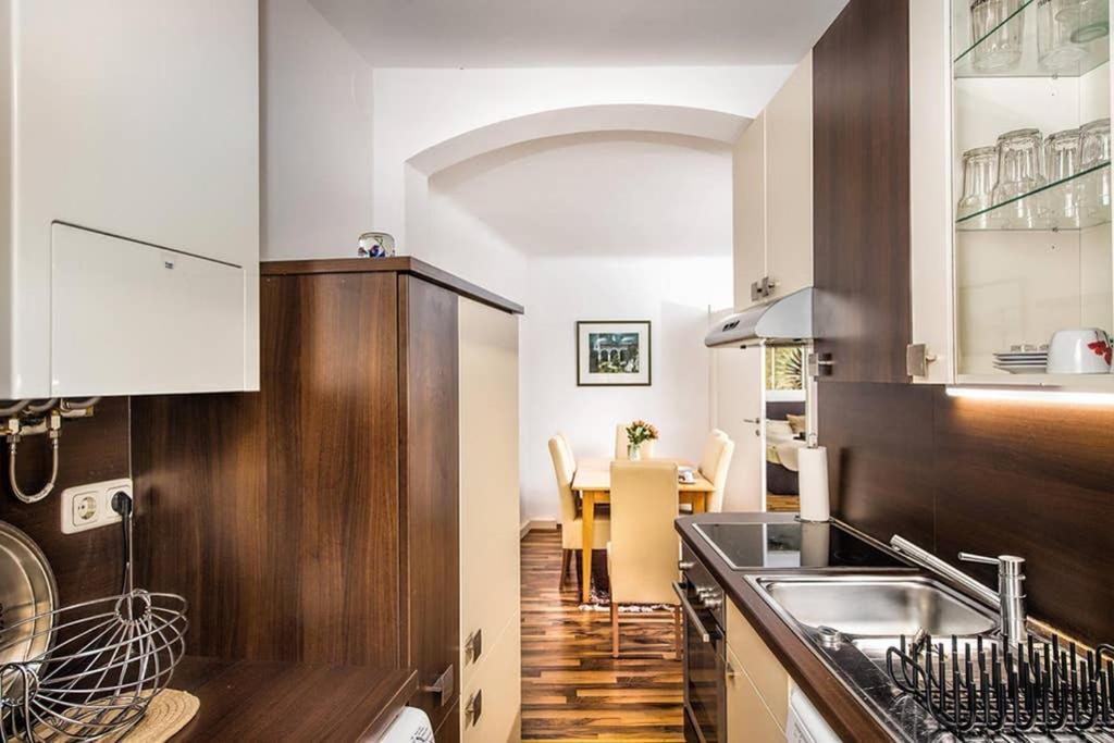 Cosy Apartment Near Stephansplatz Vienna Exterior photo